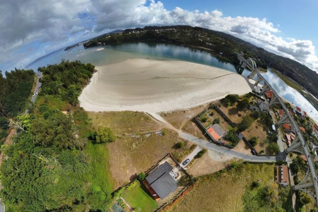 O Pedrido Beach House Bergondo Exteriér fotografie
